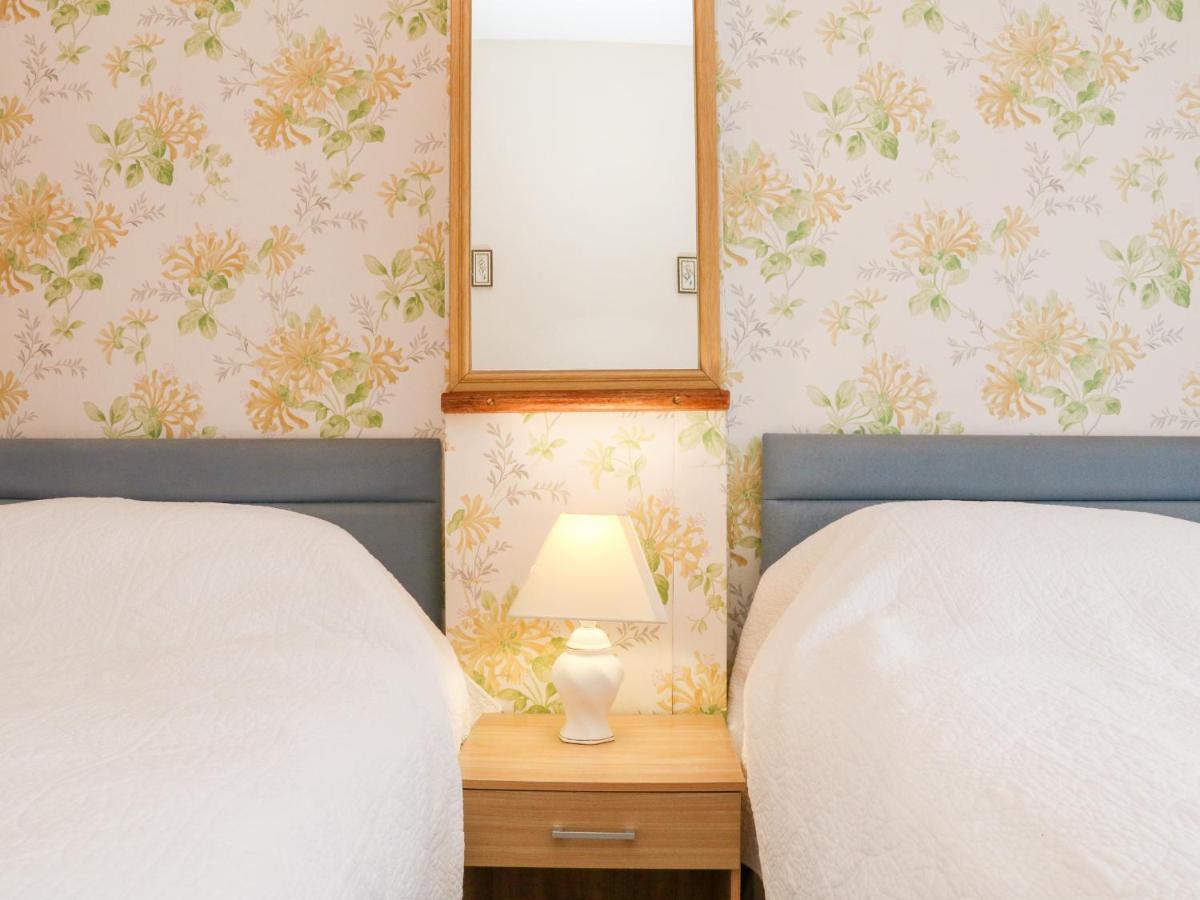 Claire'S Cottage Poughill  외부 사진